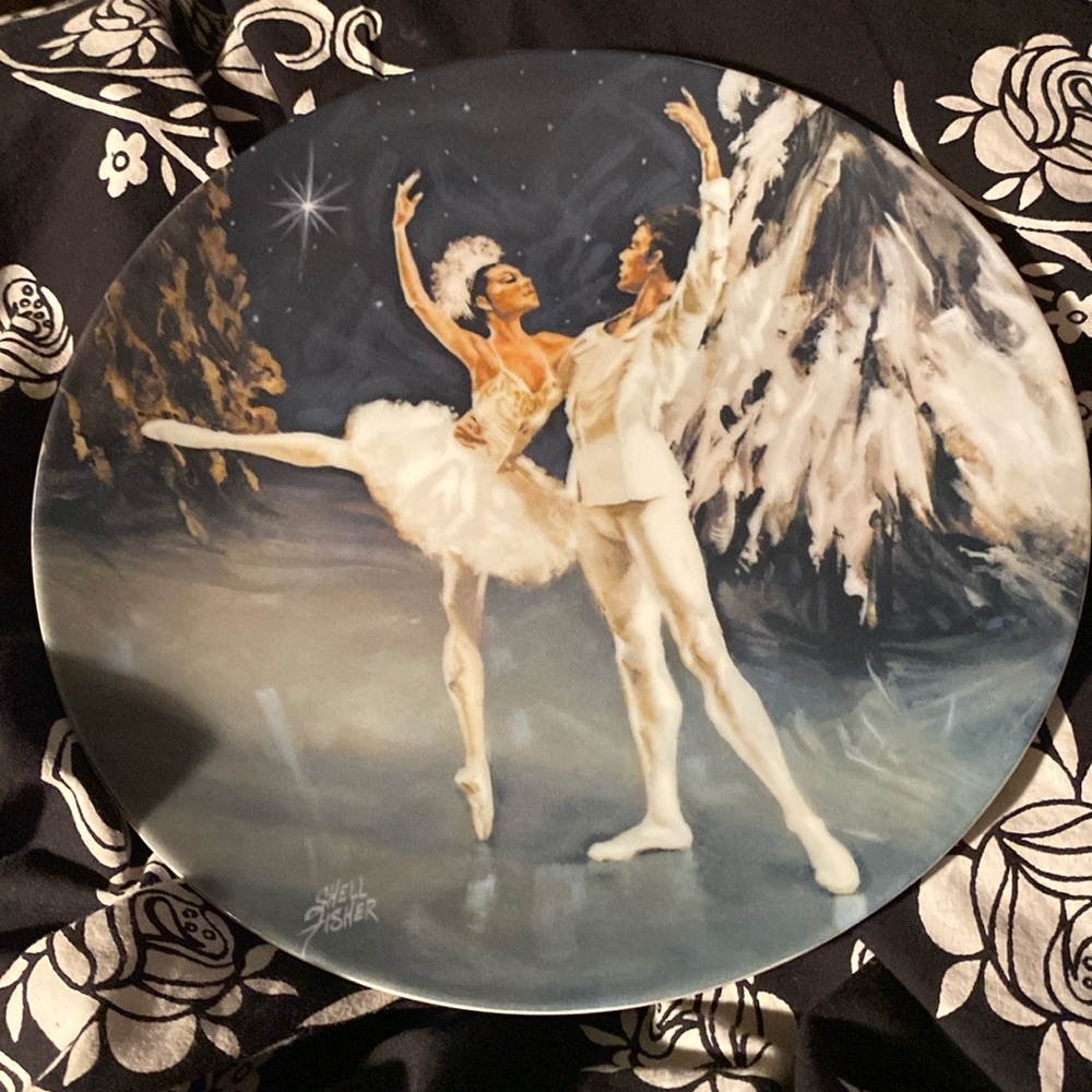 The “Snow King And Queen” Nutcracker Ballet Collection’s Plate. Vintage 1979.